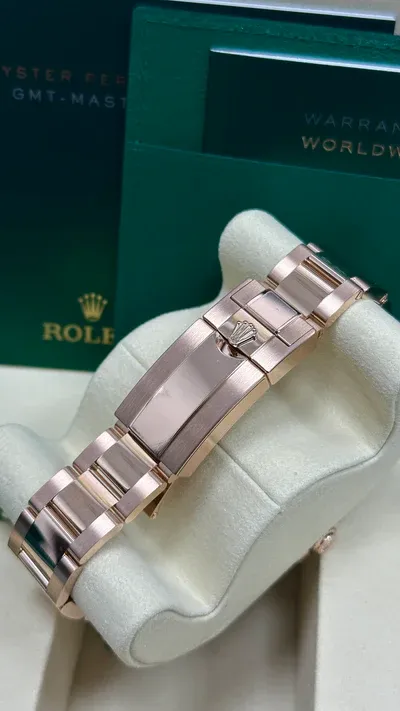 ROLEX TIGER IRON ROSE GOLD OYESTER BACK.webp