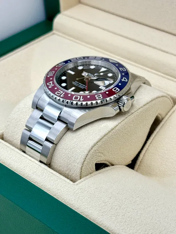 ROLEX PEPSI OYESTER RIGHT SIDE.webp
