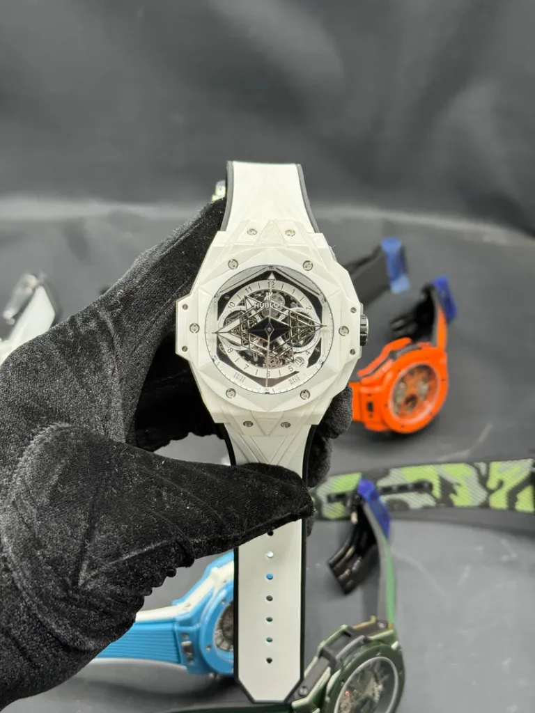 HUBLOT BIG BANG || WHITE CERAMIC BANG || SANG BLEU